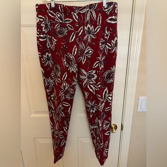 Chicos “Juliet” Cranberry slacks sz 2 (12-14) - Picture 4 of 8